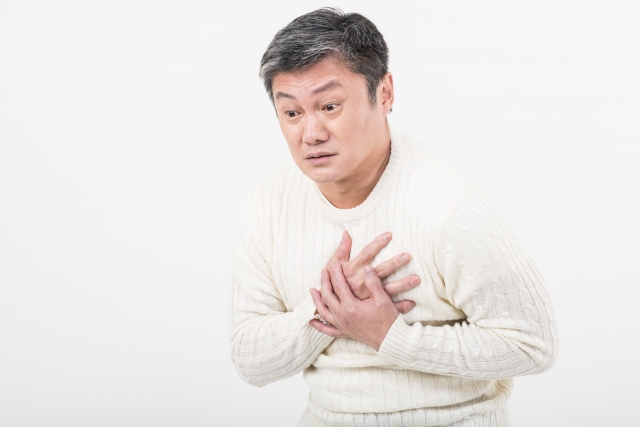 ヨーロッパ42か国の大規模なデータは脂肪と心血管疾患の関連を明確に否定している