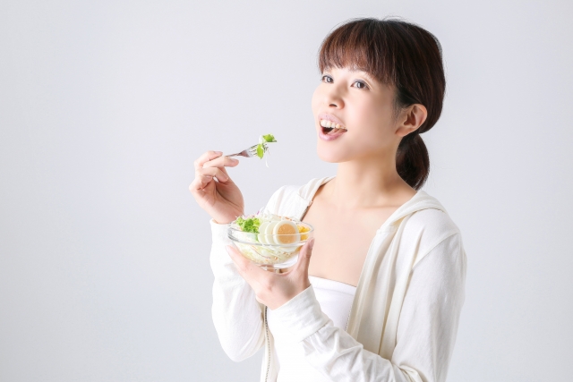 糖質制限食　対　ちょっと糖質控えめ　12か月の戦い