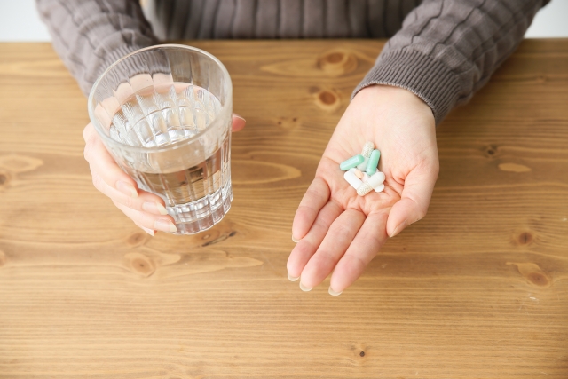 薬を飲んでもあなたの不健康な状態は解決しません！