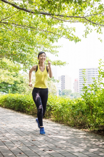 超厚底ランニングシューズは衝撃を逆に強めるかもしれない