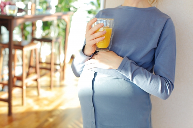高血糖は妊娠中の胎盤での脂肪酸酸化を減少させ、胎盤の中性脂肪の蓄積を増加させる
