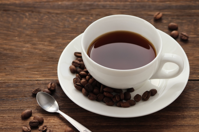 コーヒーを飲むとパフォーマンスが向上する