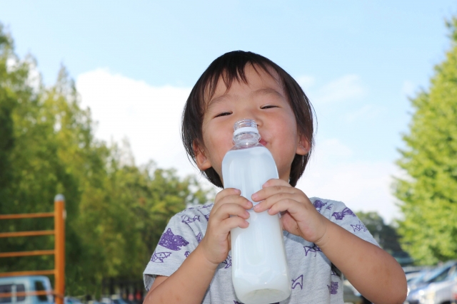 3歳児でも1日10杯の不必要な砂糖を摂取している