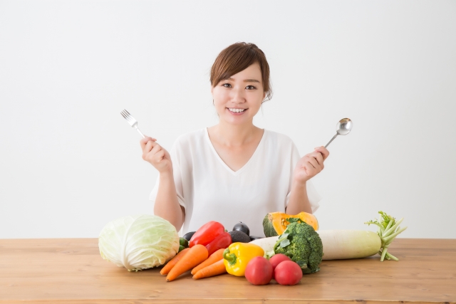 カロリー制限は閉経後女性の脂肪と筋肉だけでなく骨密度も減少させる