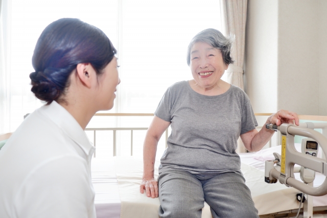 新型コロナウイルスの死者数のカウントと介護施設