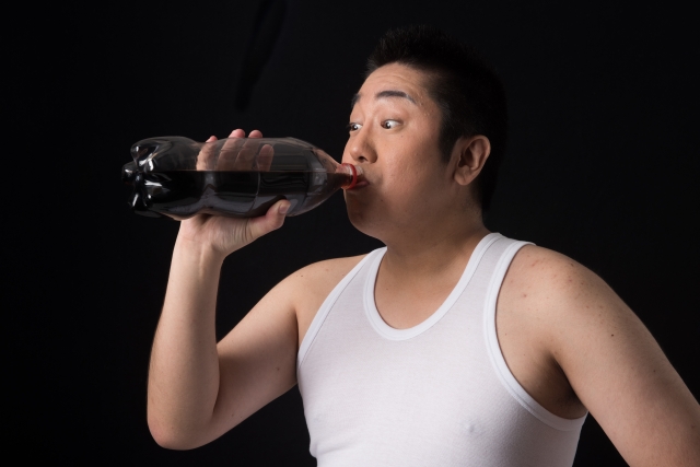 カロリーが同じでも砂糖入りドリンクと牛乳がもたらす様々な違い