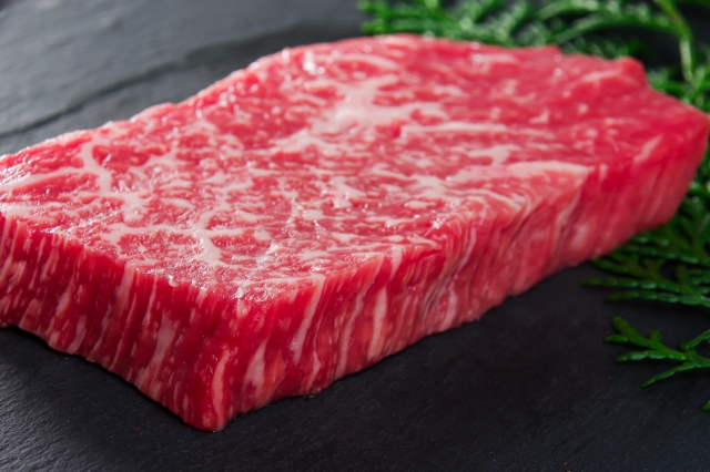 結腸がん患者における未加工の赤肉とがん再発および死亡のリスク