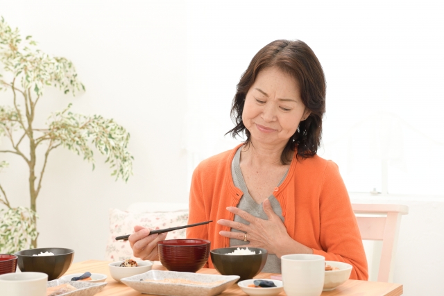 糖質制限は胃食道逆流症を改善する