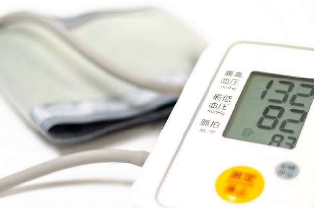 頸動脈プラークに関係するのはLp(a)よりも血糖値