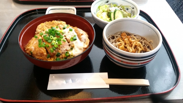 低炭水化物食は死亡のリスクを高める?