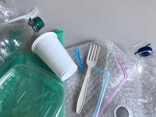 いくつもの部位の血栓中からマイクロプラスチック