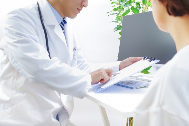 心血管疾患の検診を受けると死亡率は減るのか？